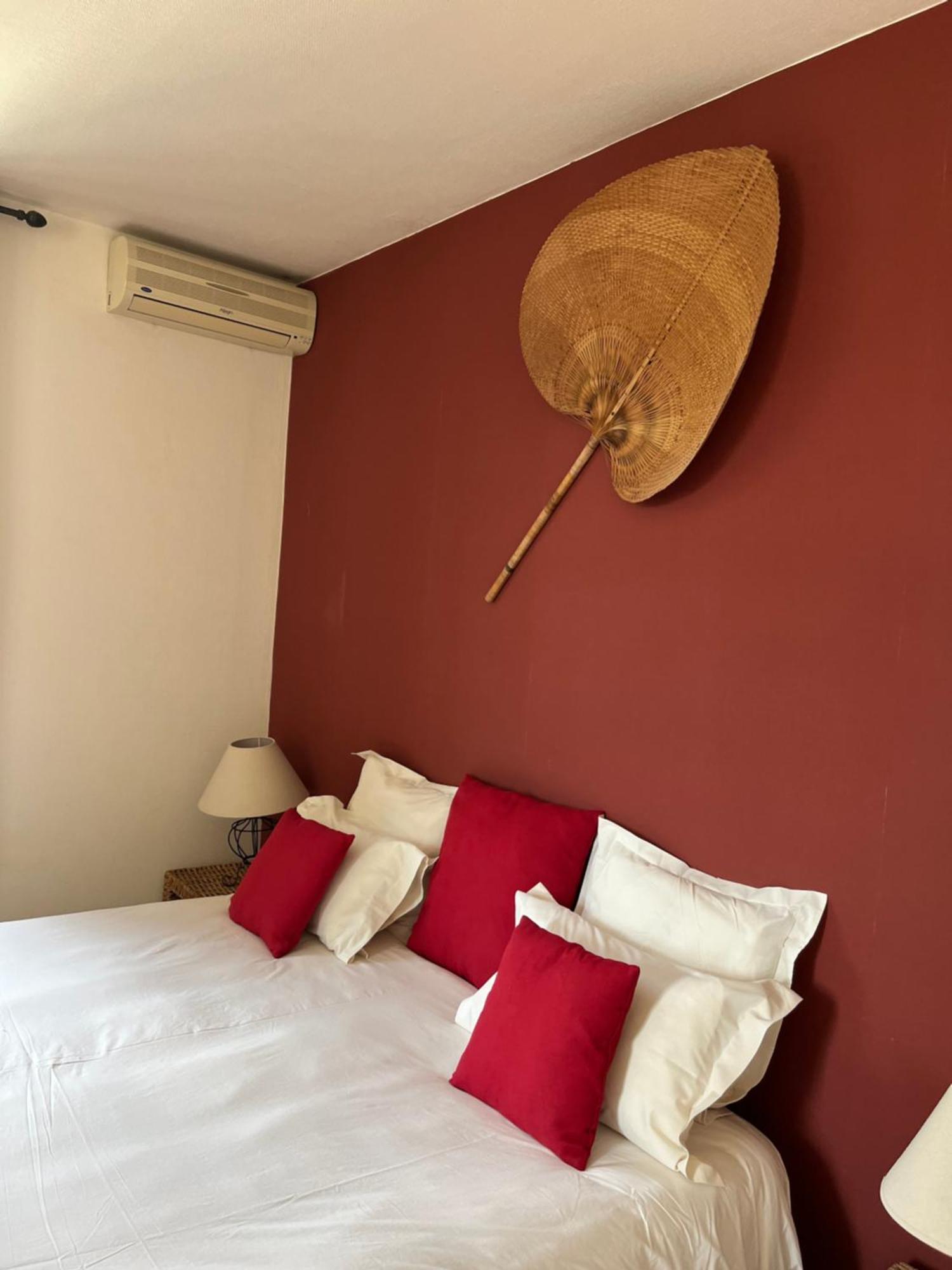 Bed and Breakfast La Bruceliere Issigeac Экстерьер фото